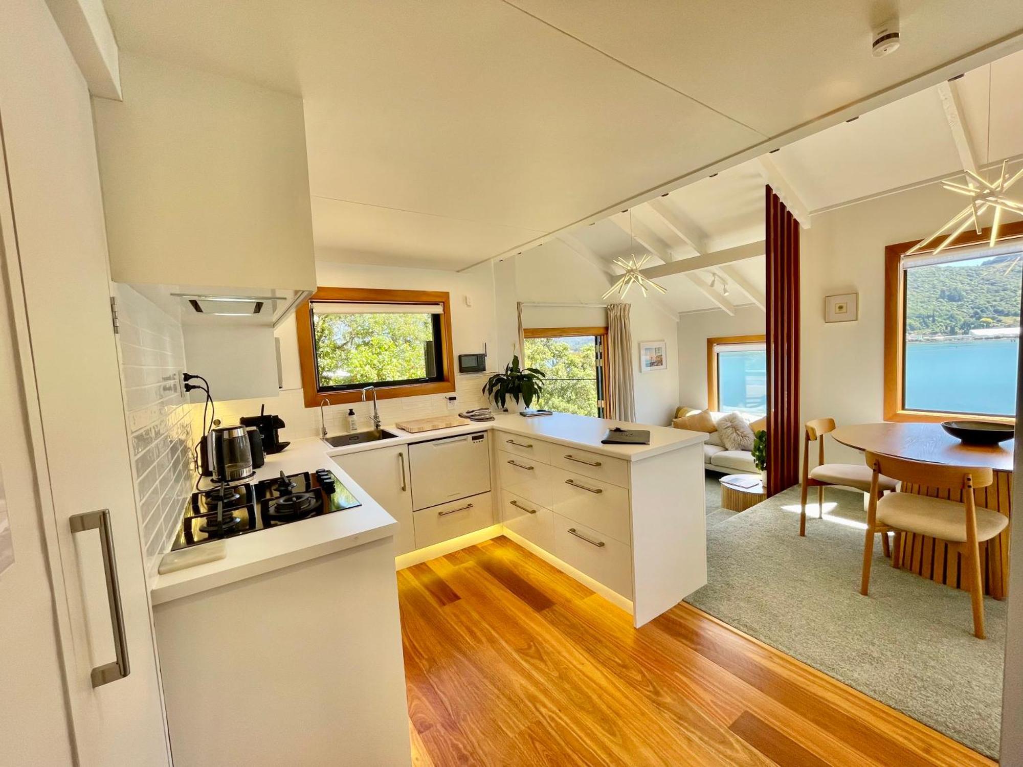 The Cove Cabin - Your Quiet Escape Dunedin Exterior photo